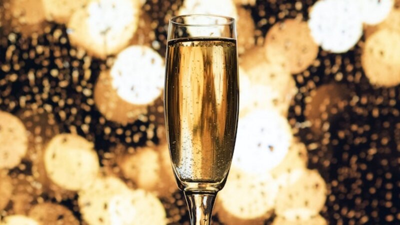 Last-Minute-Tipps für einen besonderen Silvesterabend zu Hause