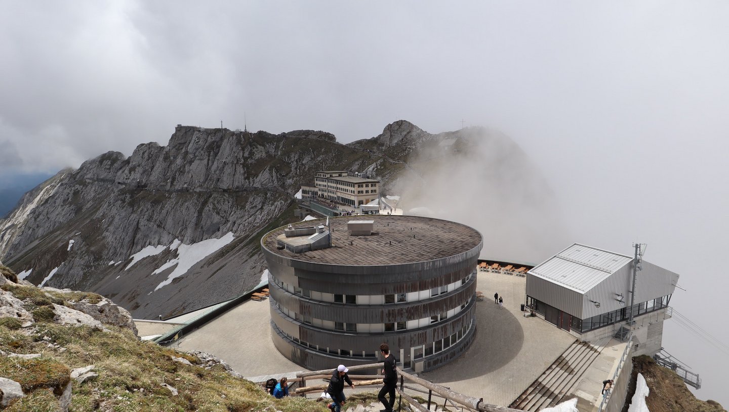 Das Foto zeigt den Pilatus.